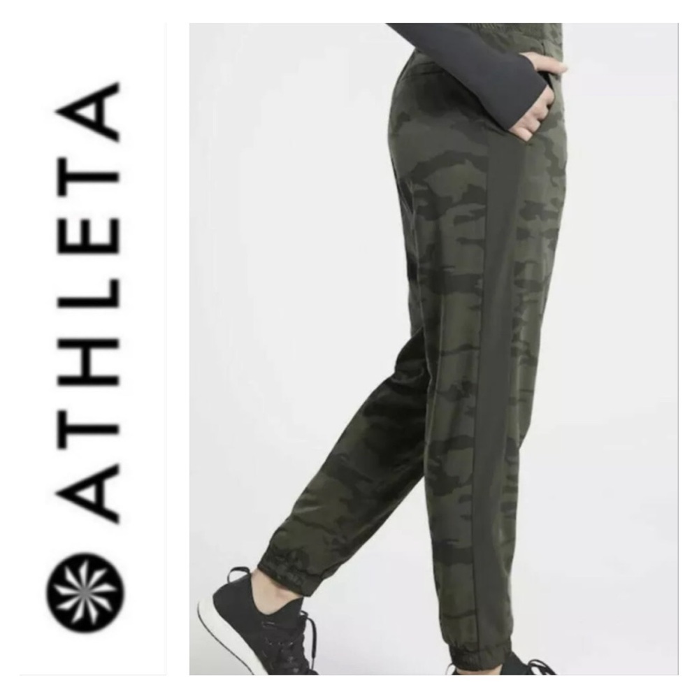 Athleta Brooklyn Textured Lined Olive Camo Lux Jogger Pants Size 14 x 29 Pull On